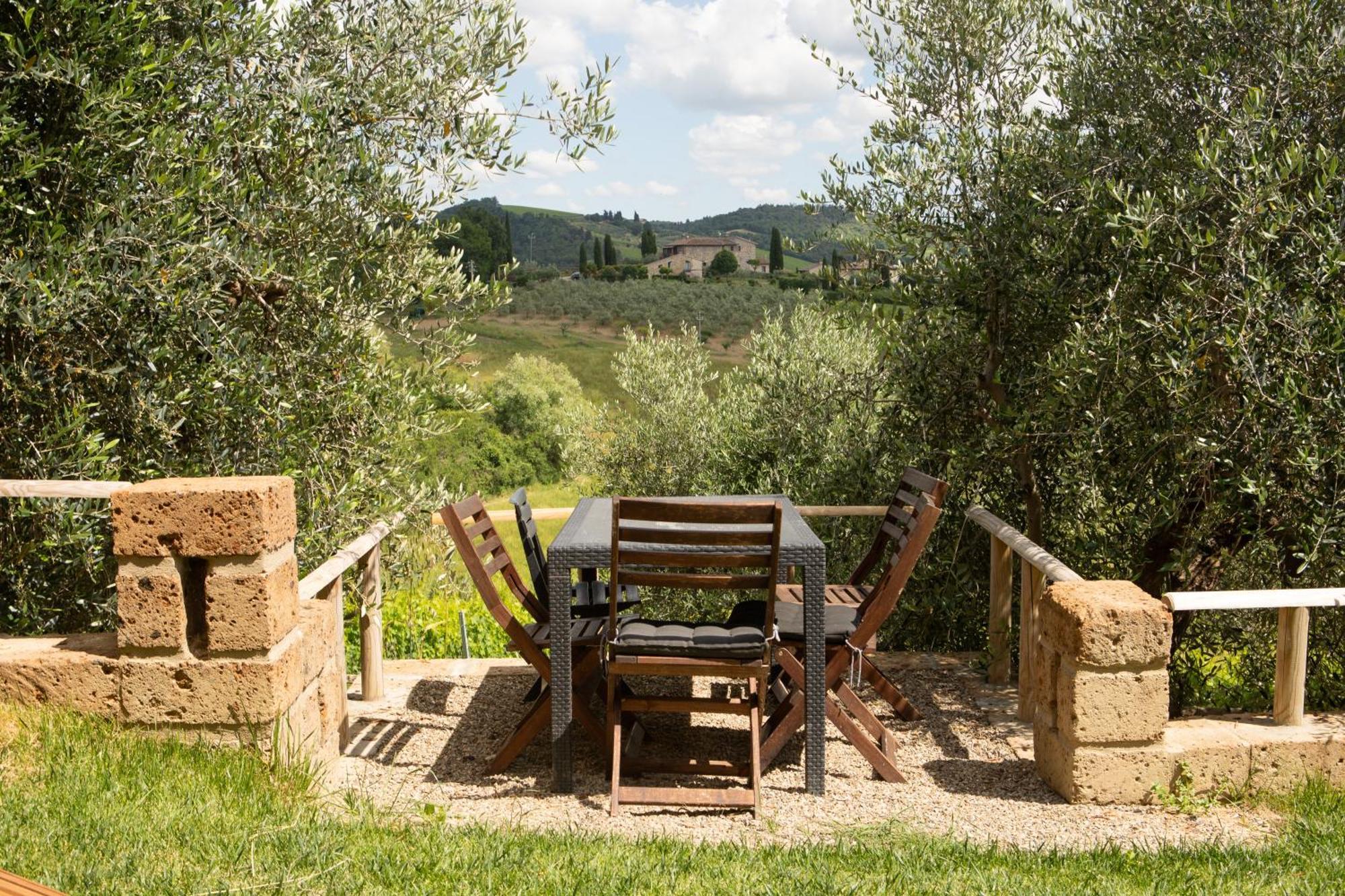 Vittoria Chianti Vacations Apartment Poggibonsi Exterior foto