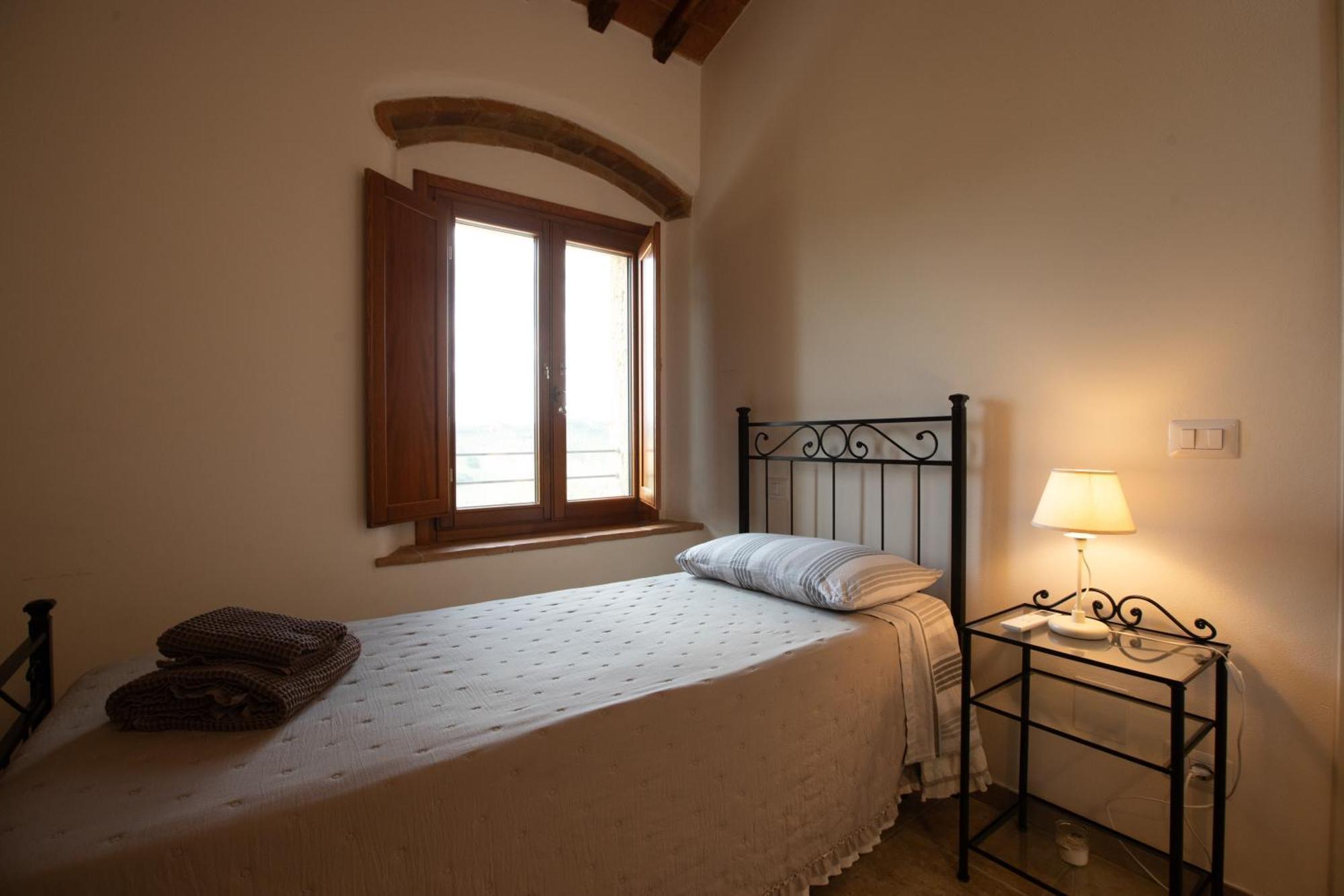 Vittoria Chianti Vacations Apartment Poggibonsi Exterior foto