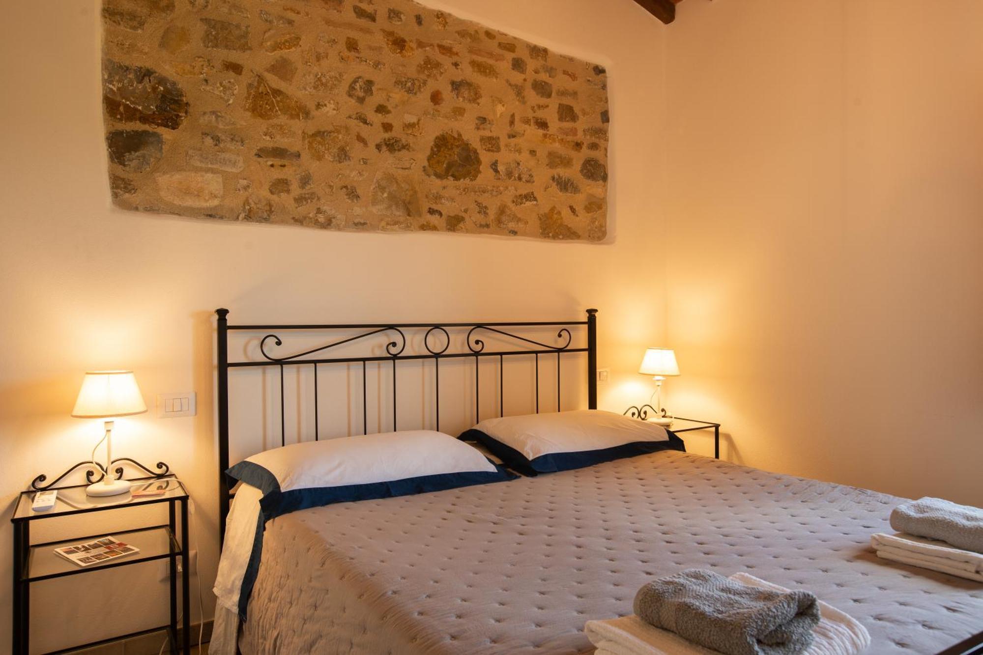 Vittoria Chianti Vacations Apartment Poggibonsi Exterior foto